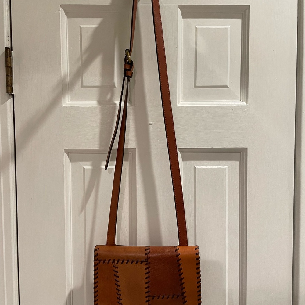 Patricia Nash Patchwork 100% Italian Leather Crossbody Bag. The Granada Bag. - Picture 4 of 16